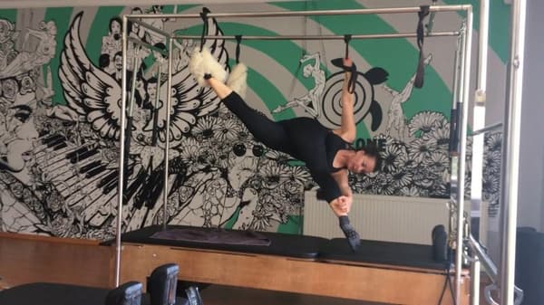 Switch Zone Pilates Çayyolu - 4. Fotoğraf Switch Zone Pilates Çayyolu - 4. Fotoğraf