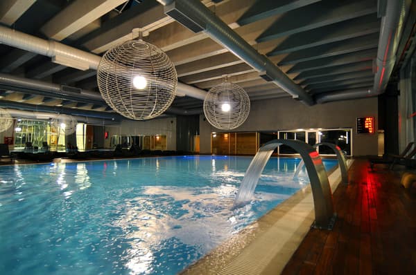 Base Life Club - 1. Fotoğraf Base Life Club - 1. Fotoğraf