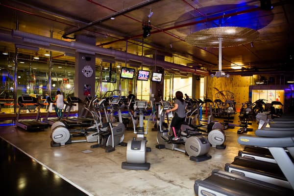 Base Life Club - 19. Fotoğraf Base Life Club - 19. Fotoğraf