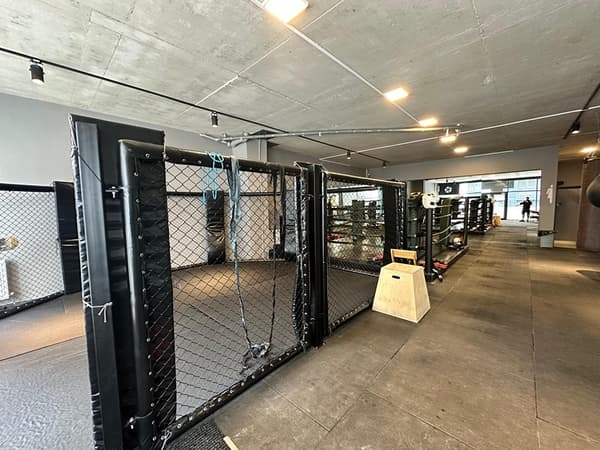 Red Gym Fight  - 7. Fotoğraf